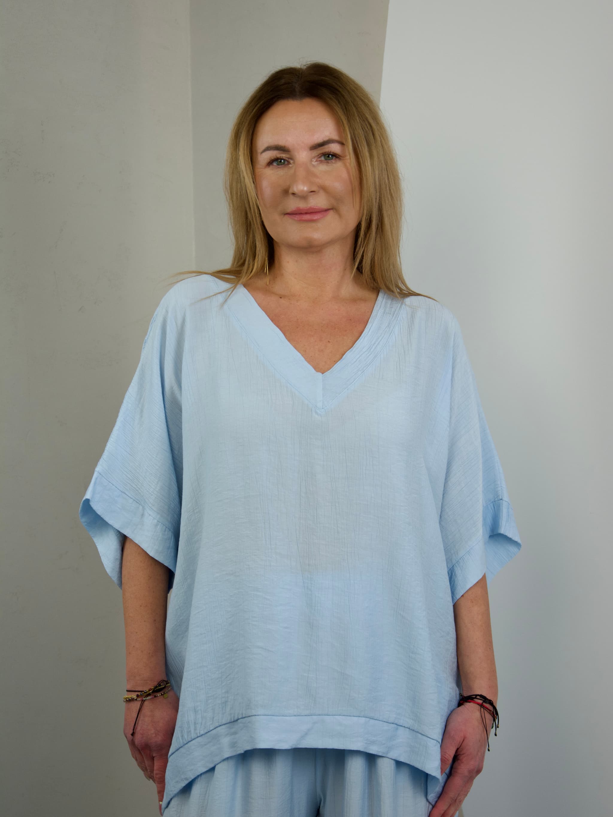 Basic crinkled blouse