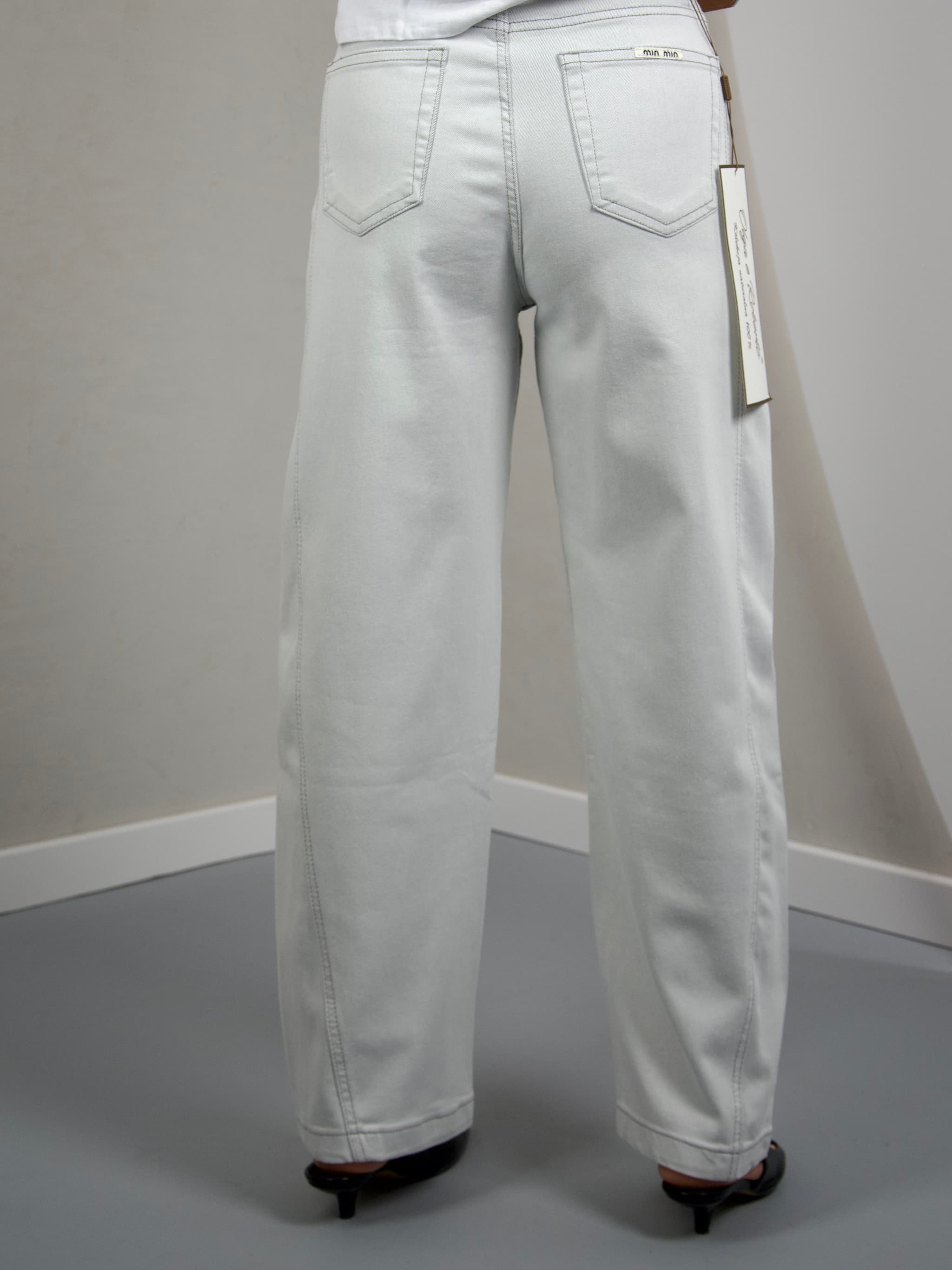 Light grey pants